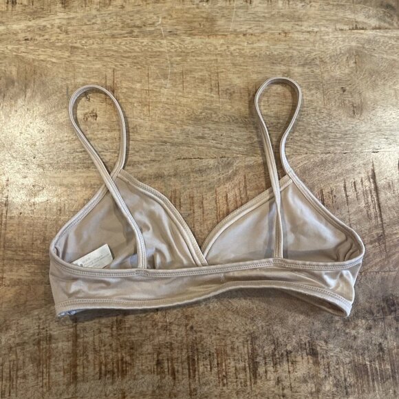 GAP  Body Bra Women Bralette Small 32A/B Triangle Bra Beige Pullover Wireless - Picture 3 of 6